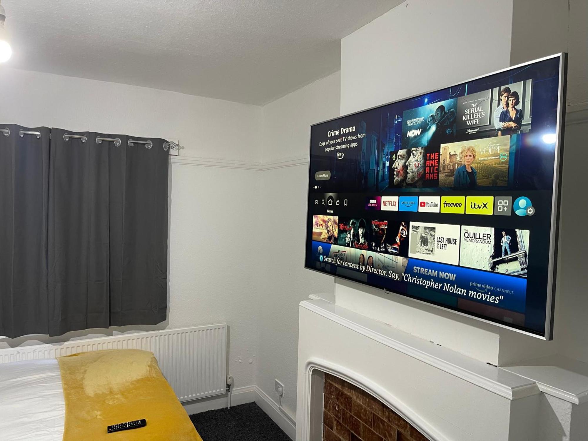 Hometel Digs Hidden Gem Large Comfy Home Can Sleep 15 Braunstone Town Exteriér fotografie